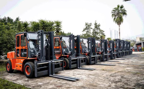 庆阳叉车日常维护指南：延长设备使用寿命的实用方法